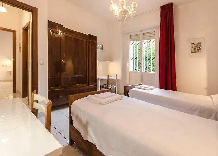 Romagnoli Apartman *